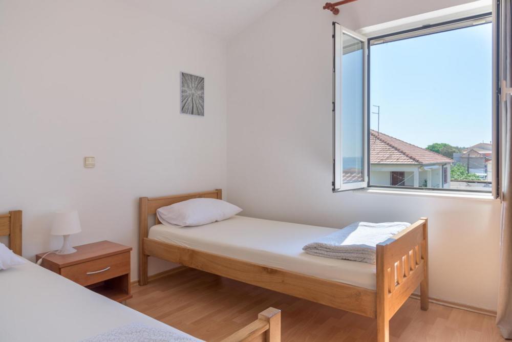 Rasin Apartments Pakoštane Exterior foto