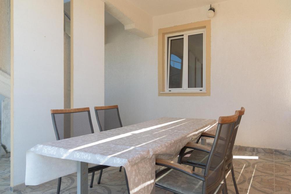Rasin Apartments Pakoštane Exterior foto